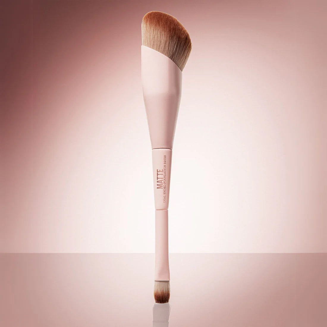FLAWLESS STAY MATTE FOUNDATION BRUSH